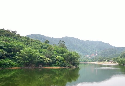 霞湖，探索多个方面的魅力之旅