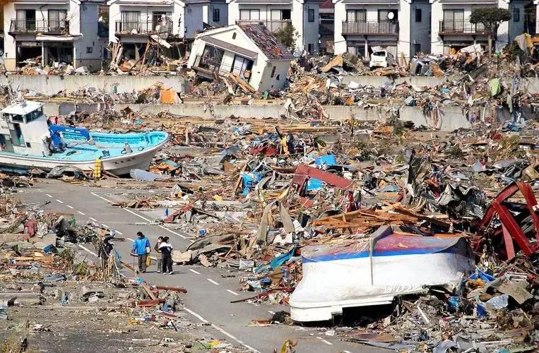 日本地质活跃引发关注，连发火山性地震警报