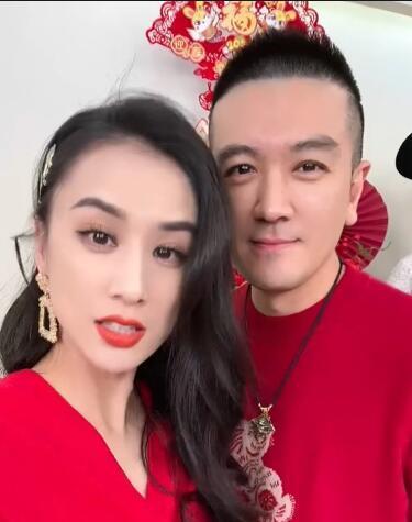 杨子黄圣依离婚背后的金钱真相揭秘