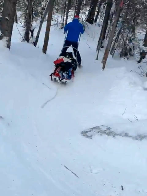 悲剧上演，5岁孩童随舅舅滑野雪遭遇意外身亡