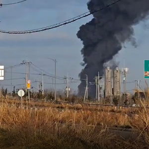 韩国飞机降落起火事件，181人紧急撤离纪实